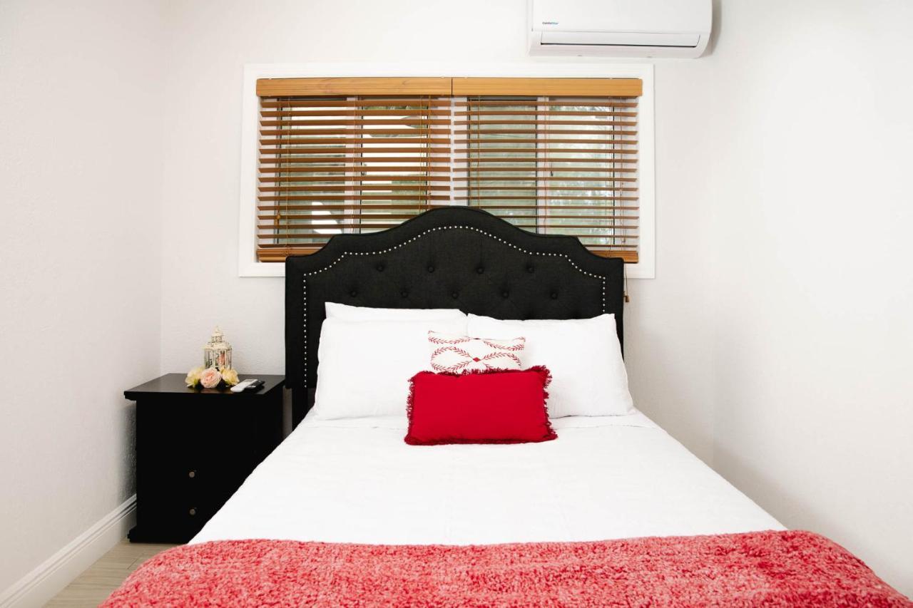 Sheer Bliss Beachview Apt #2 George Town Kültér fotó